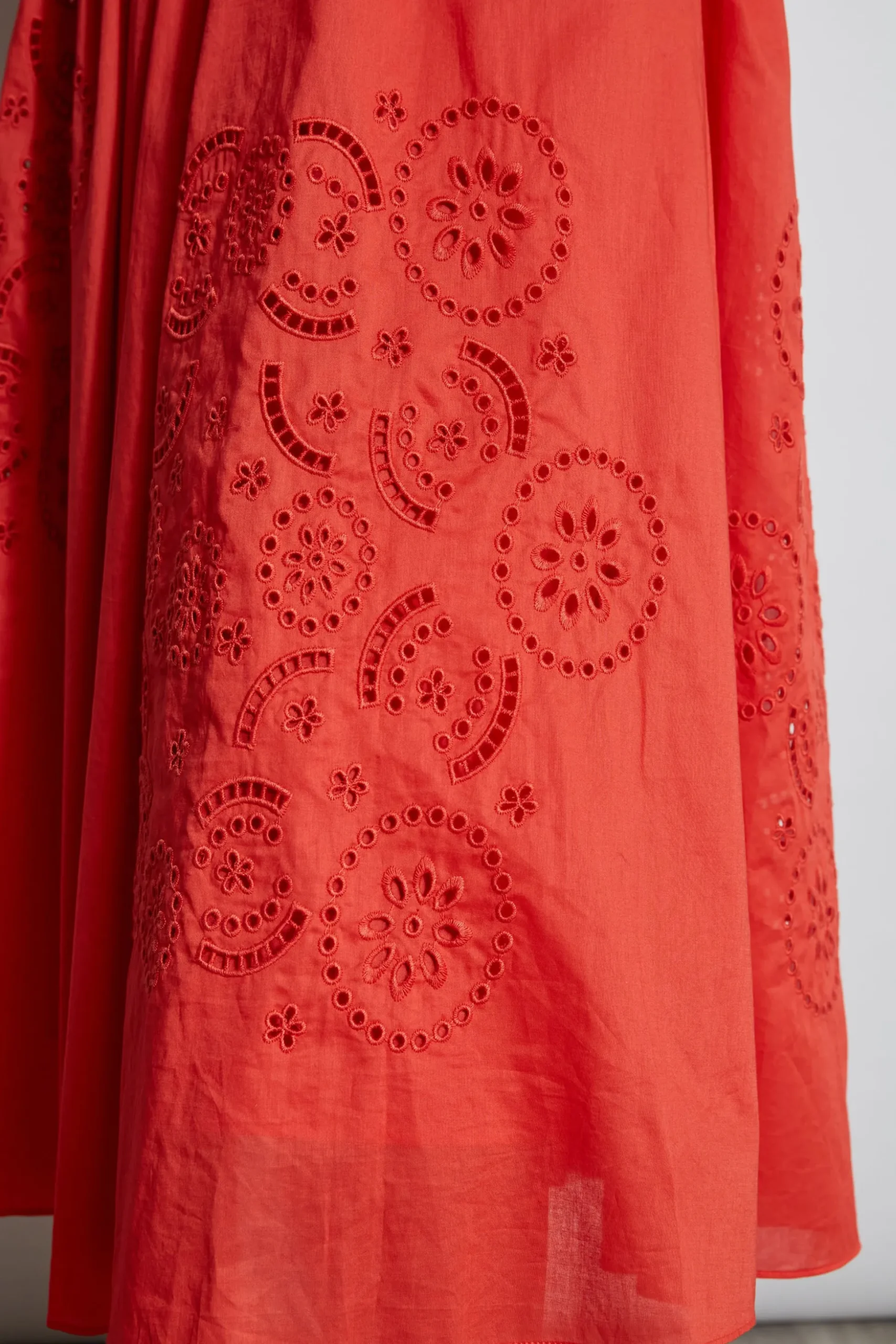 Elie Tahari Dresses & Jumpsuits|Sleeveless Dresses-Embroidered Midi Dress JUPITERGLOW