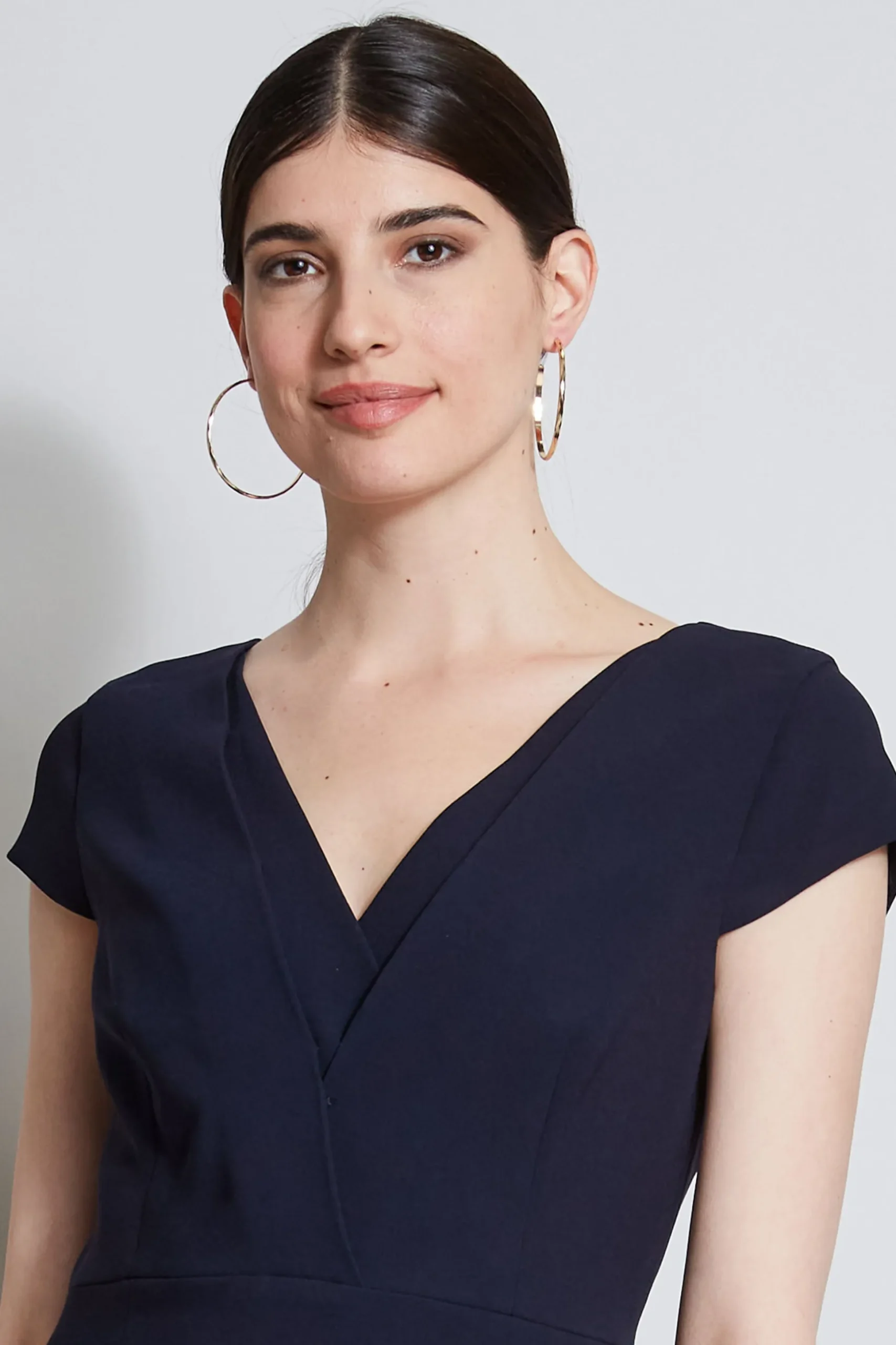 Elie Tahari Dresses & Jumpsuits|Short Sleeve Dresses-V-Neck Crepe Dress STARGAZER